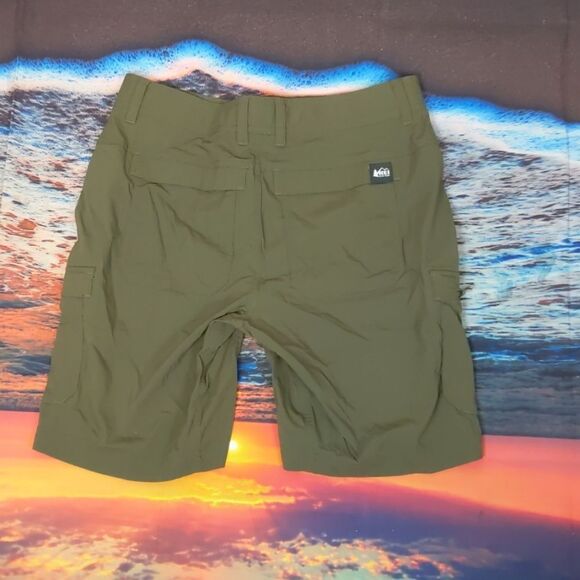 REI co op olive green relaxed fit shorts size 2 - Picture 5 of 6